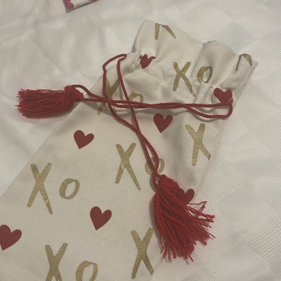 Valentines bundle! ❤️ - Picture 6 of 7